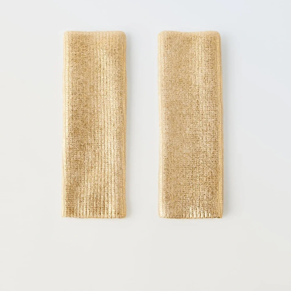 ✨SALE ✨ ZARA FOIL MITTENS ✨SALE ✨